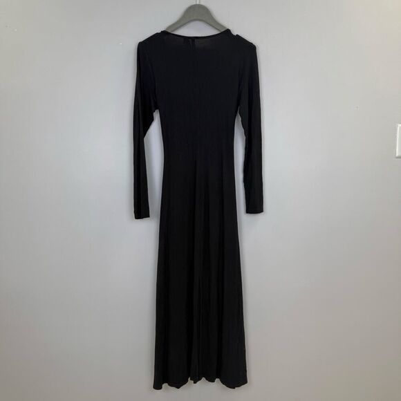 Fifteen Twenty
Cross Front Midi Dress 💖 - Picture 9 of 10